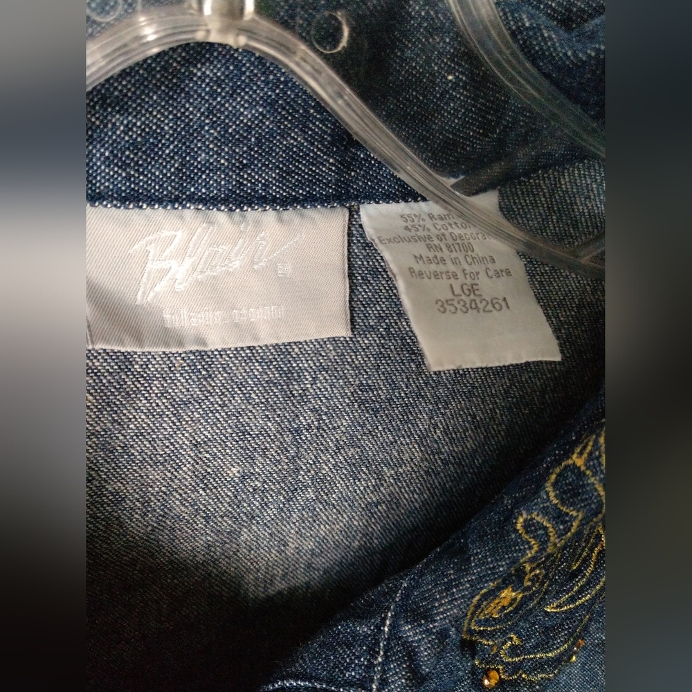 Blair Denim Jean Jacket Shacket Zip Front Rhinestones & Embroidered Size Large - Picture 4 of 6